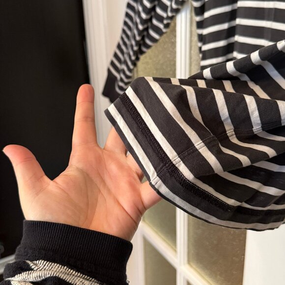 LULULEMON 🍋All Yours Long Sleeve Tee in Vitasea Material Black and White Stripe - Picture 3 of 9